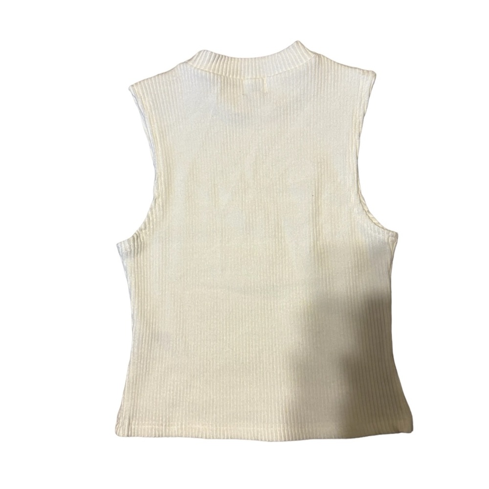 Women’s cream tank